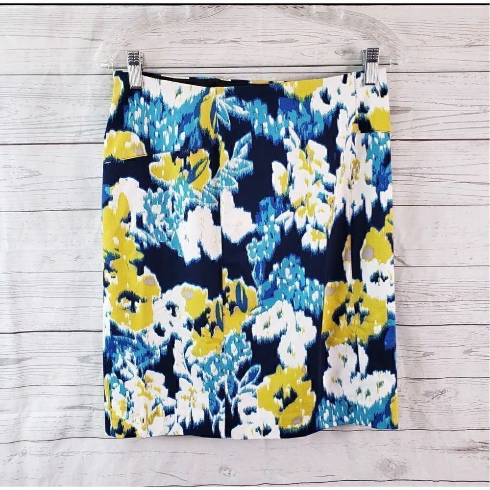 New Lysse New York Charity Pencil Skirt Yellow/Navy Flower Bunch Stitch Fix size